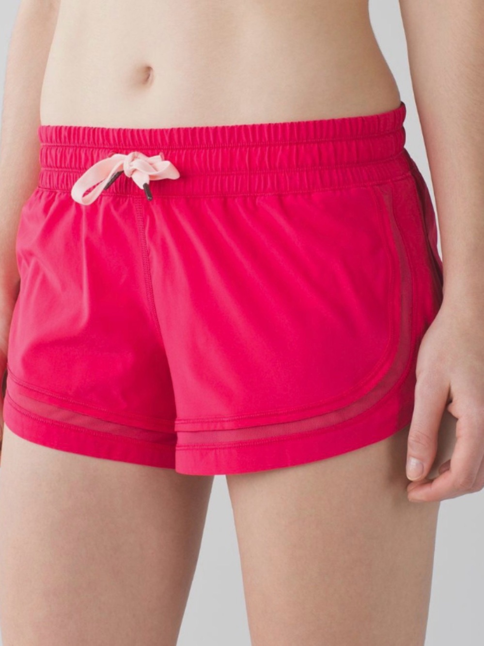 Lululemon Make A Move (Lined) Short Size 6 Bloom Juice Pink Mesh